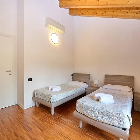 Due アパート ベッラージョ